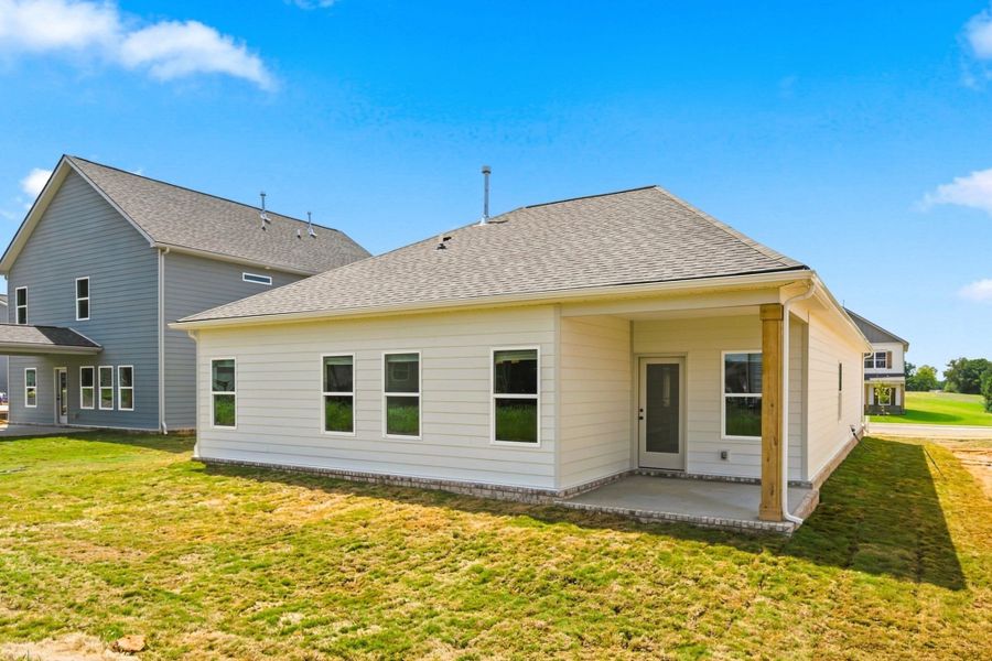 Exterior details and patio area of a home in The Oaks, Clarksville (Image 17).