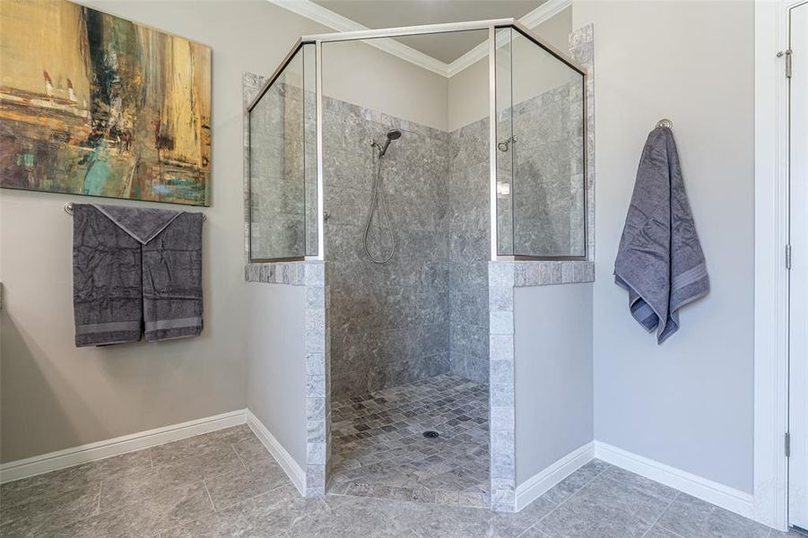 Furnished interior view inside a new home in , Stephenville (Image 11).