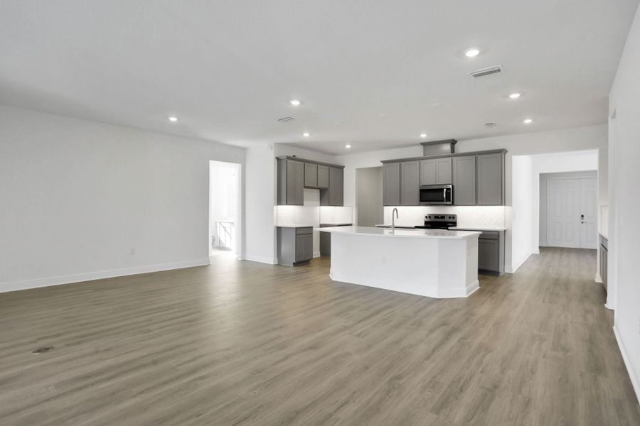 2,723sf New Home in Parrish, FL.  - Slide 37