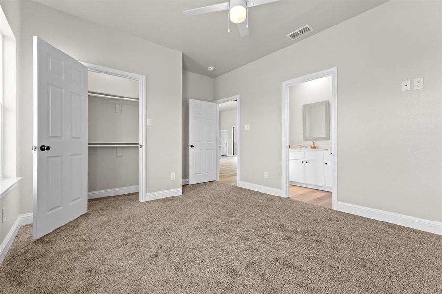 Spacious, unfurnished interior of a new home in , Greenville (Image 28).