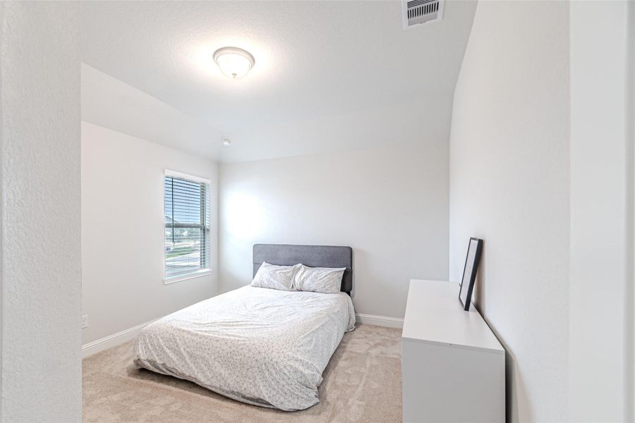 Furnished interior view inside a new home in Bridgeland: Heritage Collection, Cypress (Image 40). Furnished interior view inside a new home in Bridgeland: Heritage Collection, Cypress (Image 40).