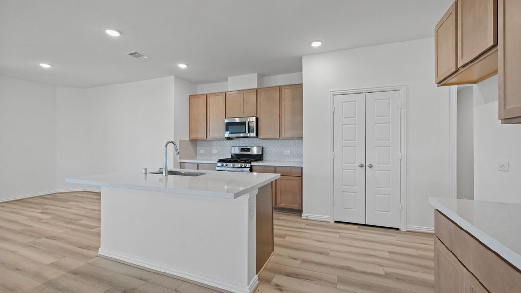 Furnished interior view inside a new home in Oakwood Estates, Waller (Image 13).