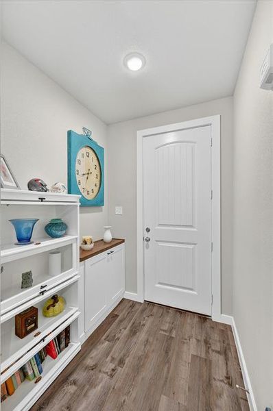 Furnished interior view inside a new home in , Cleburne (Image 32).