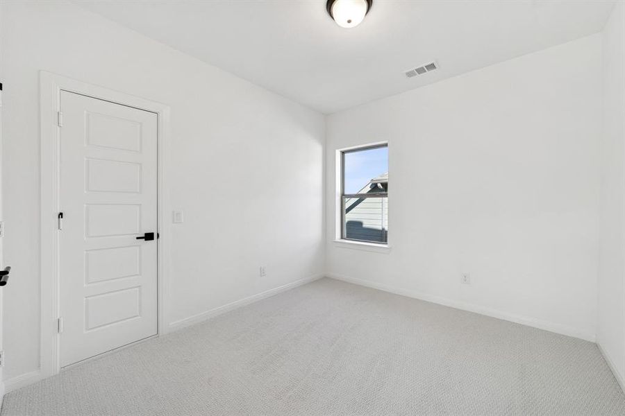 Spacious, unfurnished interior of a new home in Mantua Point Gardens, Van Alstyne (Image 21). Spacious, unfurnished interior of a new home in Mantua Point Gardens, Van Alstyne (Image 21).