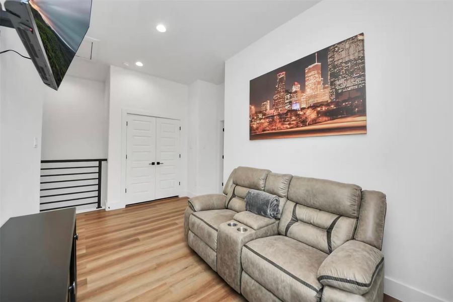Furnished interior view inside a new home in , Houston (Image 20). Furnished interior view inside a new home in , Houston (Image 20).
