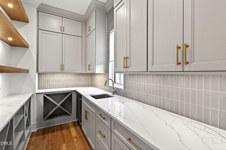 Carson (31) Carson (31)