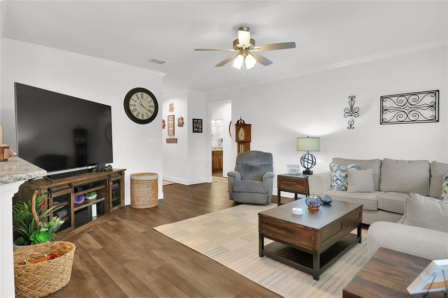 Furnished interior view inside a new home in , Tyler (Image 22).