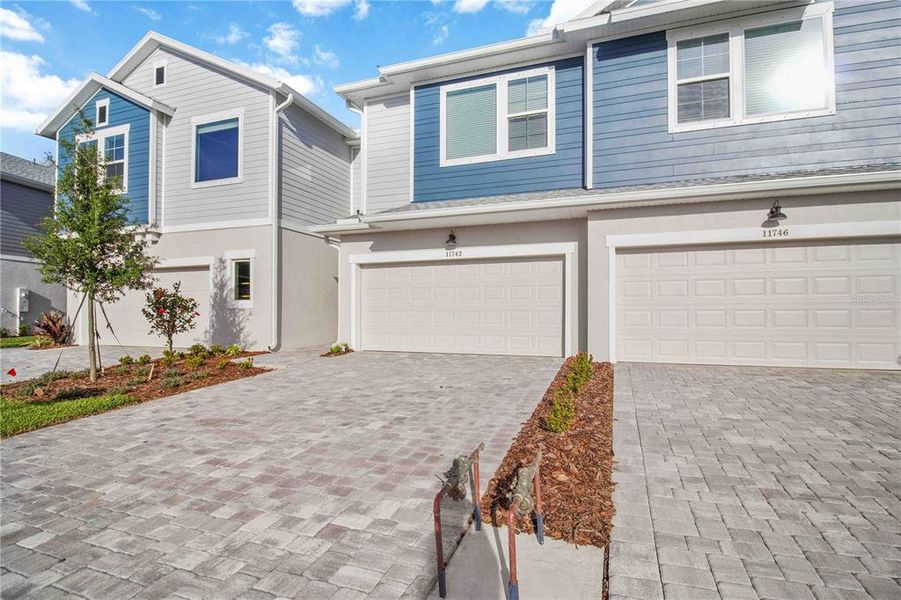 Exterior details and patio area of a home in , Parrish (Image 16).