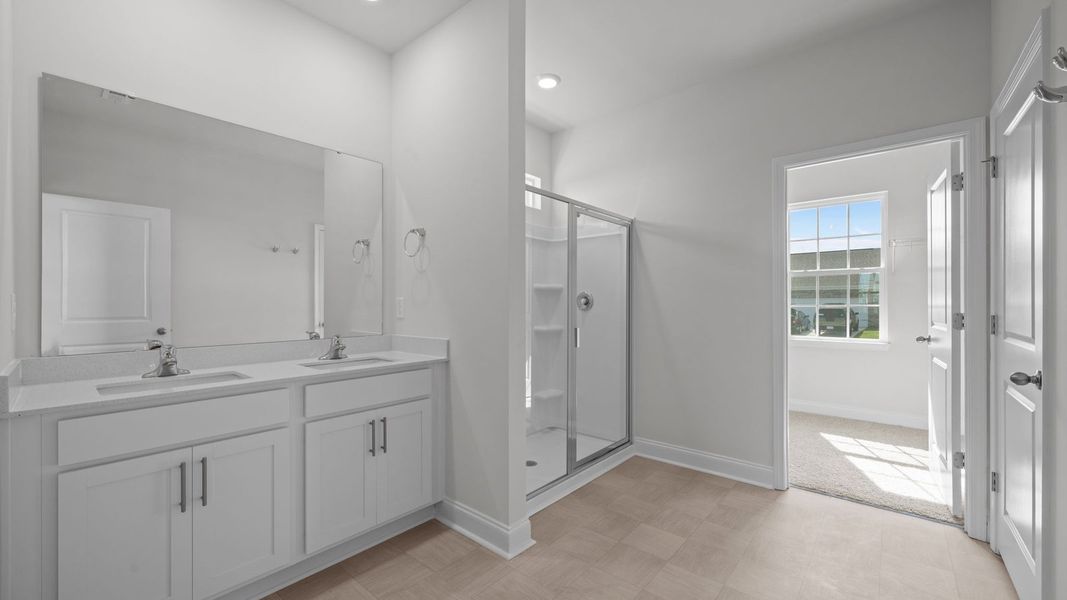 Furnished interior view inside a new home in Tyler - Home on the Lake, New Bern (Image 8).