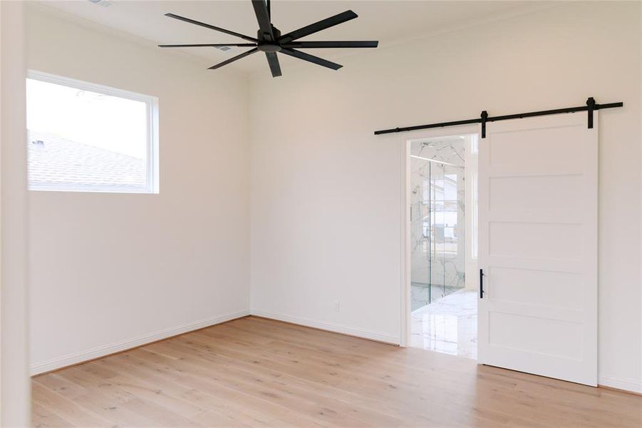 Spacious, unfurnished interior of a new home in , Dallas (Image 15).