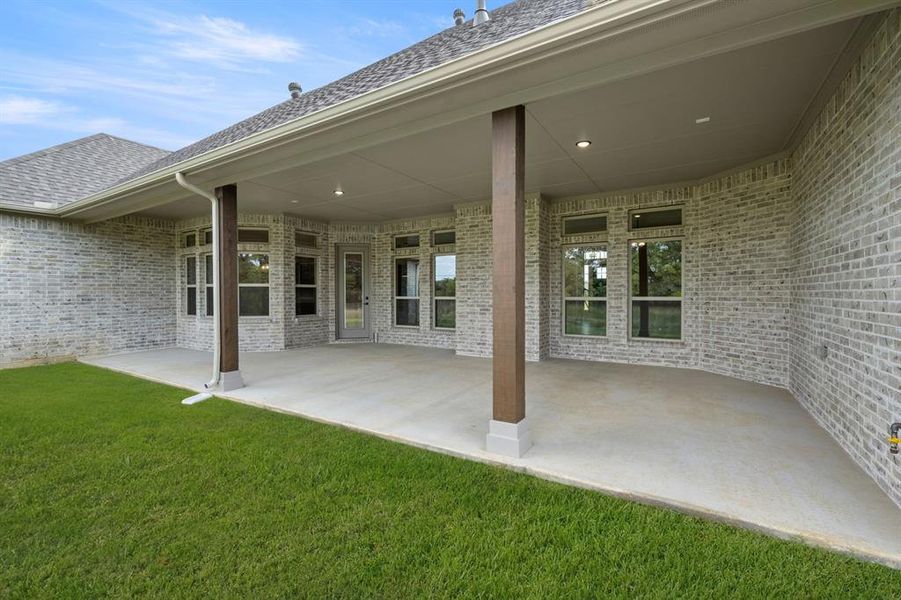 3004 Valley View- Back-1 3004 Valley View- Back-1