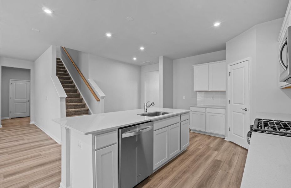 Furnished interior view inside a new home in Sparrow Creek, Boiling Springs (Image 6).