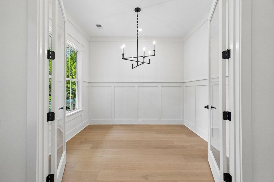 Spacious, unfurnished interior of a new home in , Johns Island (Image 57).