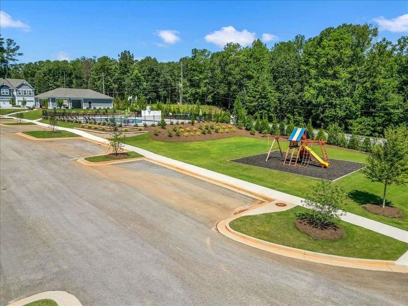 Community amenities in , Conyers (Image 25).