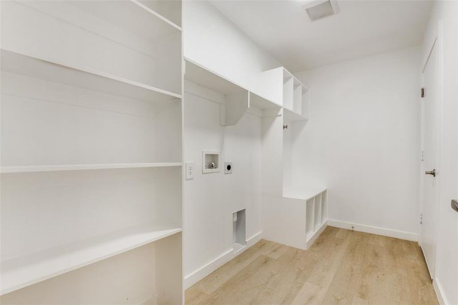 Image 13 of a home in .