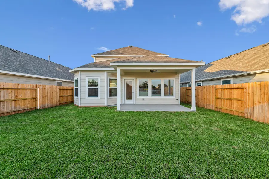 Exterior details and patio area of a home in Lone Star Landing, Montgomery (Image 3). Exterior details and patio area of a home in Lone Star Landing, Montgomery (Image 3).