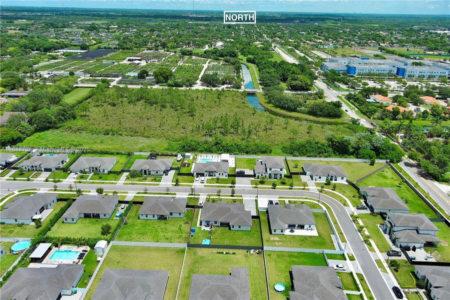 Image 27 of a home in . Image 27 of a home in .