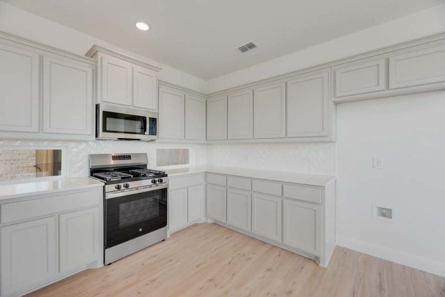 Representative furnished interior of a home built from the Newland by Pacesetter Homes in Elevon, Lavon (Image 7).