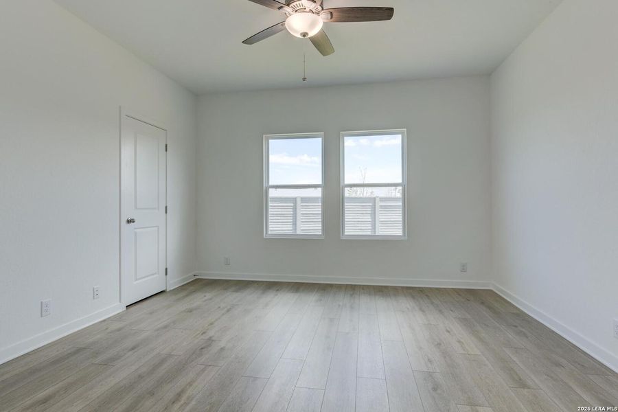 Spacious, unfurnished interior of a new home in Saddlebrook Ranch, Schertz (Image 22).