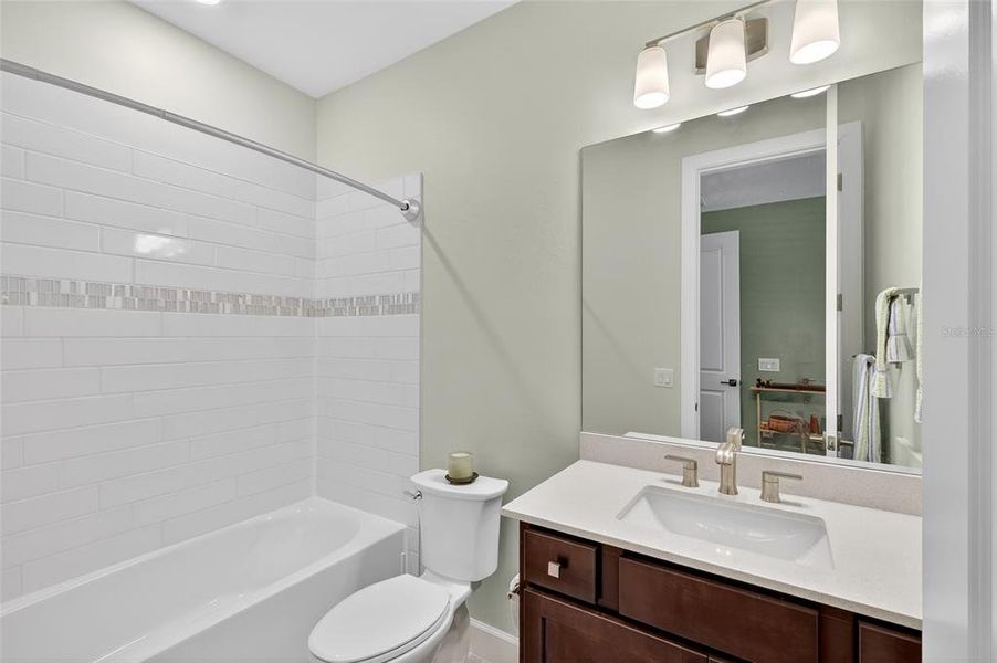 Furnished interior view inside a new home in , Lakewood Ranch (Image 36).