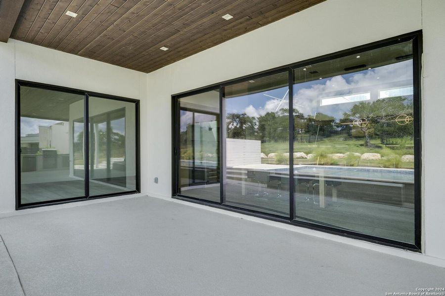 Image 65 of a home in .