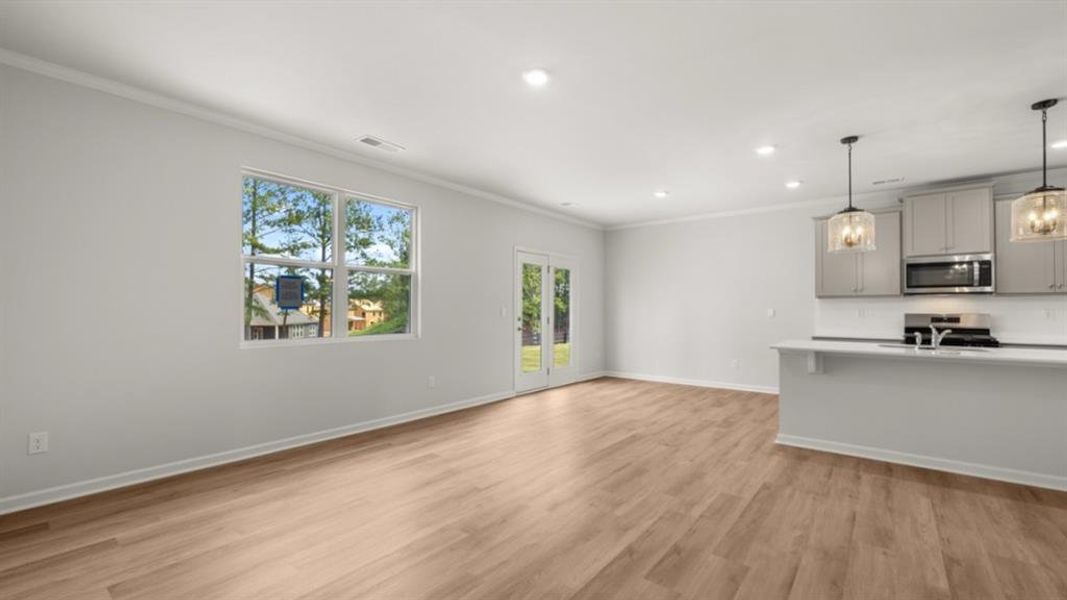 Spacious, unfurnished interior of a new home in Fairway 17 at Mirror Lake, Villa Rica (Image 41). Spacious, unfurnished interior of a new home in Fairway 17 at Mirror Lake, Villa Rica (Image 41).