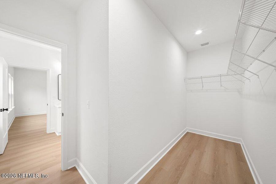 Spacious, unfurnished interior of a new home in , Macclenny (Image 27).