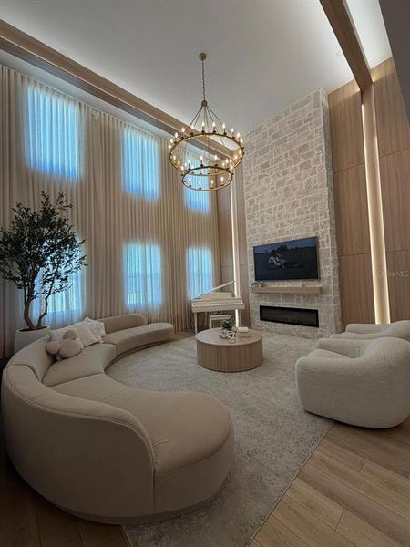 Furnished interior view inside a new home in , Winter Garden (Image 11).