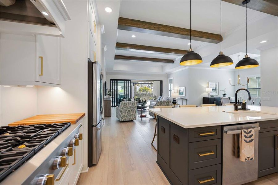 Furnished interior view inside a new home in Gran Place, Venice (Image 35).