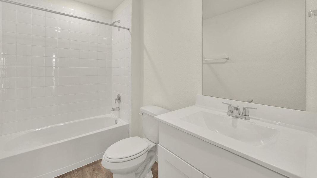 Image 30 of a home in Paramount.