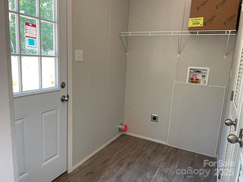 Image 14 of a home in .