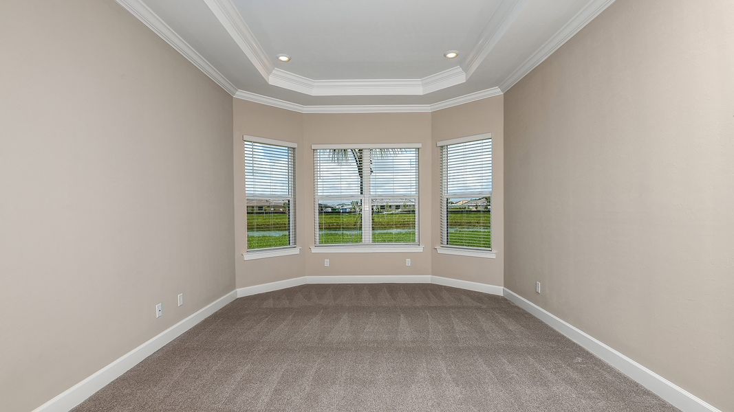 Spacious, unfurnished interior of a new home in Esplanade at Wiregrass Ranch, Wesley Chapel (Image 23).