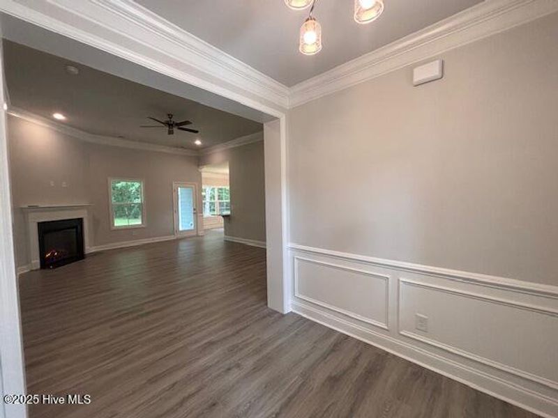 Spacious, unfurnished interior of a new home in River Village Square in River Landing, Wallace (Image 9).