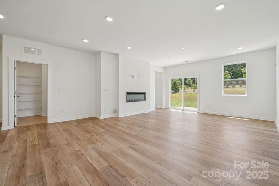 Spacious, unfurnished interior of a new home in The Meadows at Carpenter Farms, Lincolnton (Image 13).