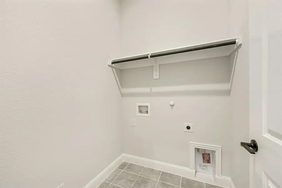 Furnished interior view inside a new home in Maplewood, Glenn Heights (Image 11). Furnished interior view inside a new home in Maplewood, Glenn Heights (Image 11).