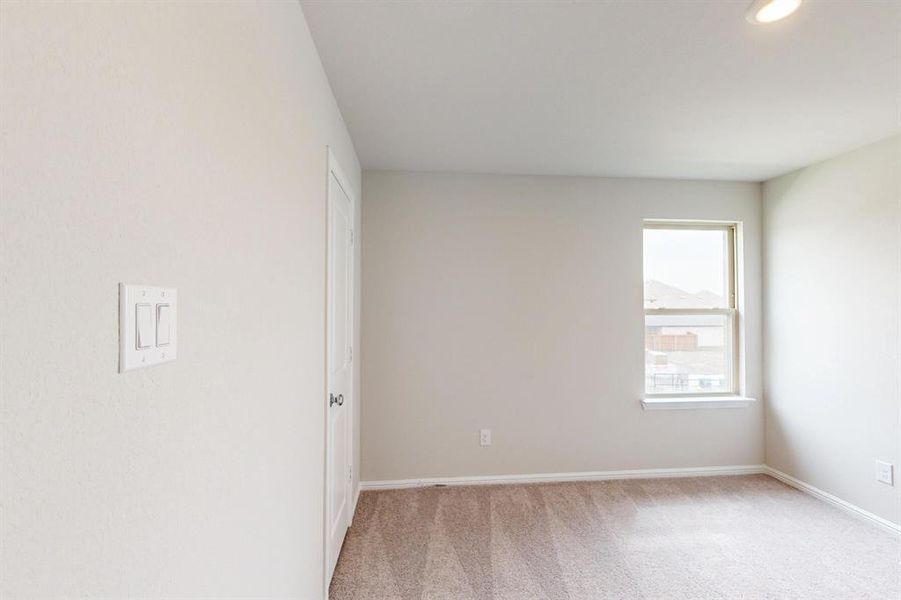 Spacious, unfurnished interior of a new home in Forest Park, Princeton (Image 20). Spacious, unfurnished interior of a new home in Forest Park, Princeton (Image 20).