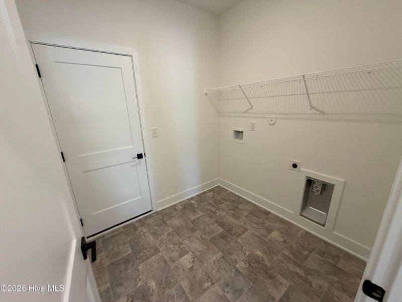 Spacious, unfurnished interior of a new home in Wood Creek Landing, Leland (Image 23). Spacious, unfurnished interior of a new home in Wood Creek Landing, Leland (Image 23).