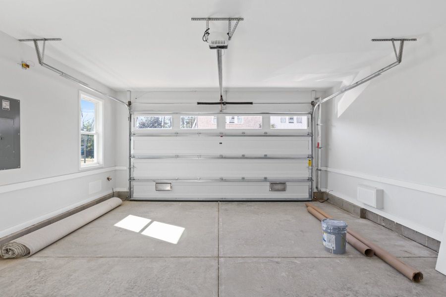 Representative unfurnished interior of a home built from the Montague by McKee Homes in Anchors Bend Townes, Wilmington (Image 22).