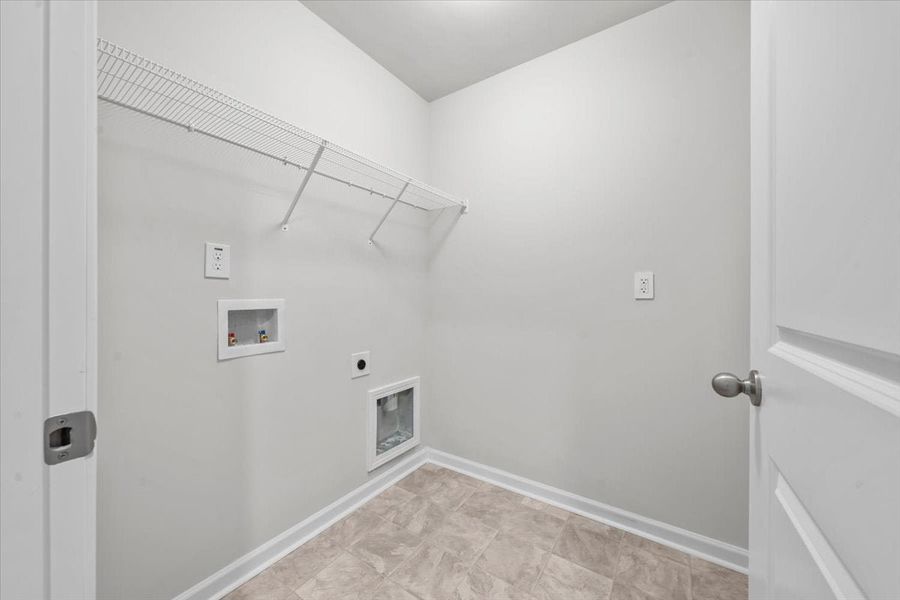 4br New Home in Aberdeen, NC.  - Slide 15