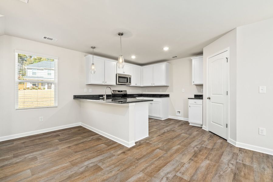 1,707sf New Home in Hogansville, GA.  - Slide 12