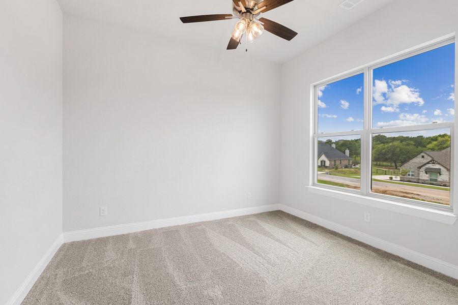 Representative unfurnished interior of a home built from the The Braden II by Doug Parr Custom Homes in Kessler Farms, Brock (Image 16).