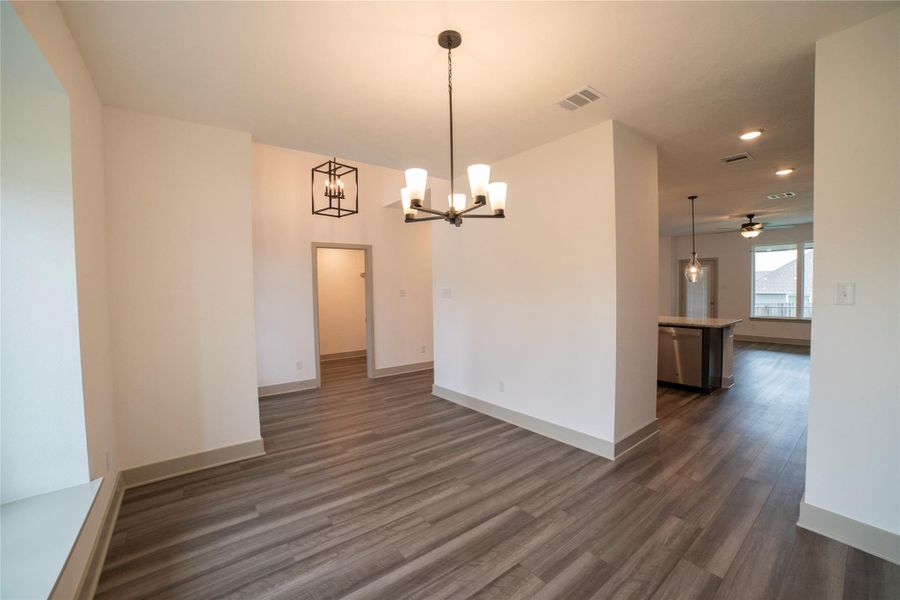 Spacious, unfurnished interior of a new home in , Brenham (Image 21).