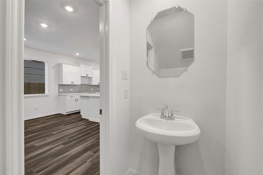 Furnished interior view inside a new home in Aldine Pines, Houston (Image 10).