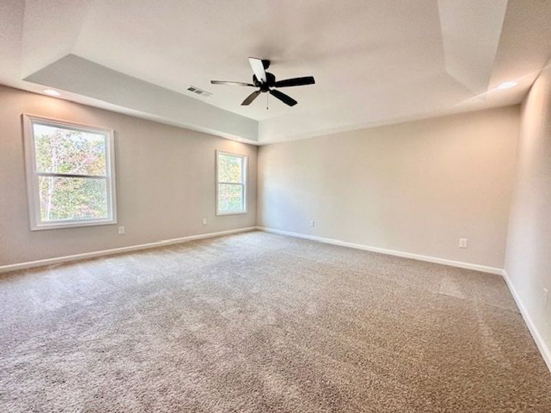 Spacious, unfurnished interior of a new home in Sagebrook, Newnan (Image 18).
