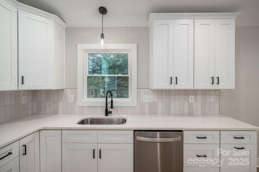Furnished interior view inside a new home in , Cherryville (Image 9).