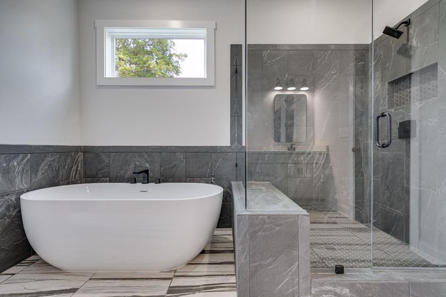 Furnished interior view inside a new home in Harmon Springs, Carrollton (Image 17).