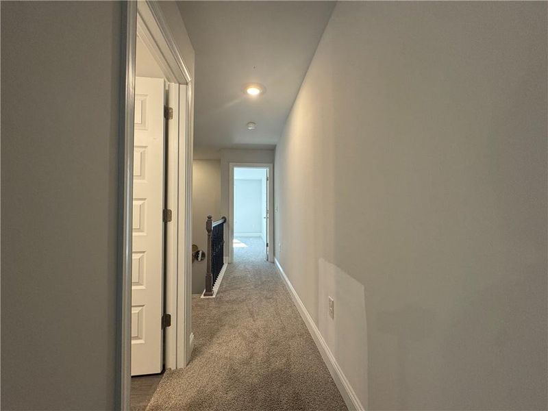 Spacious, unfurnished interior of a new home in Tuscany Hills, Douglasville (Image 33).