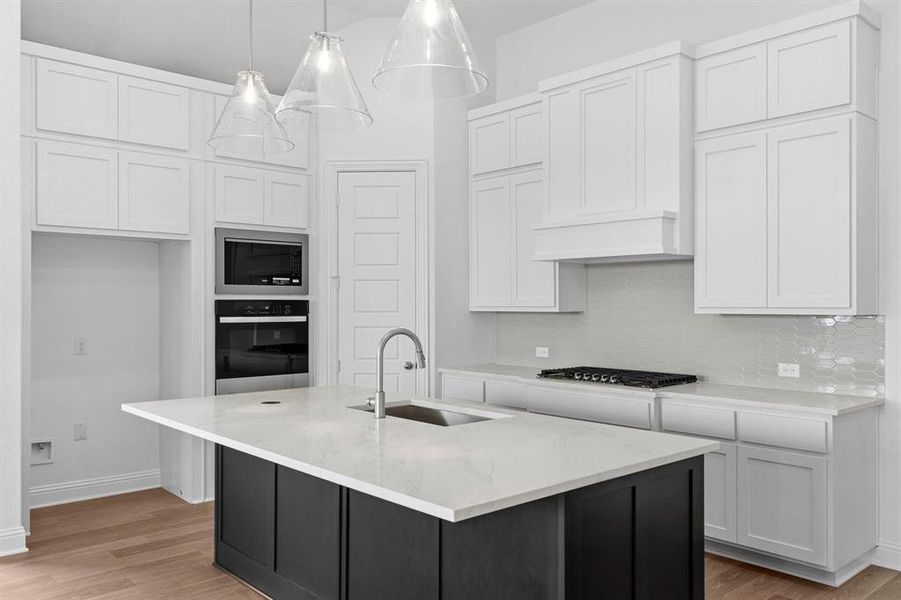 DAL_Painted Tree_Concord_3913 Attwater Street (10) DAL_Painted Tree_Concord_3913 Attwater Street (10)