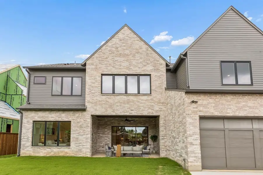 Exterior details and patio area of a home in , Richardson (Image 3).