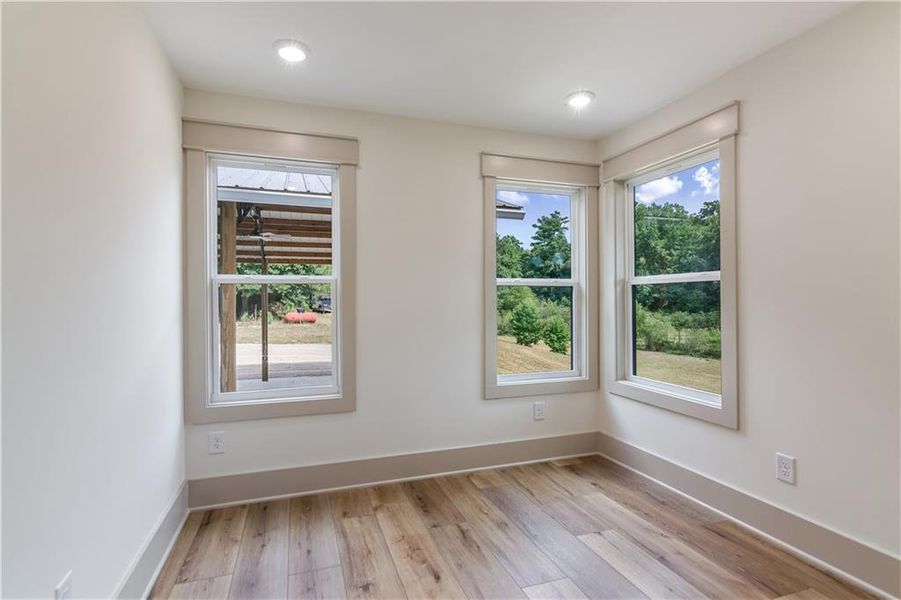 Spacious, unfurnished interior of a new home in , Ranger (Image 40).